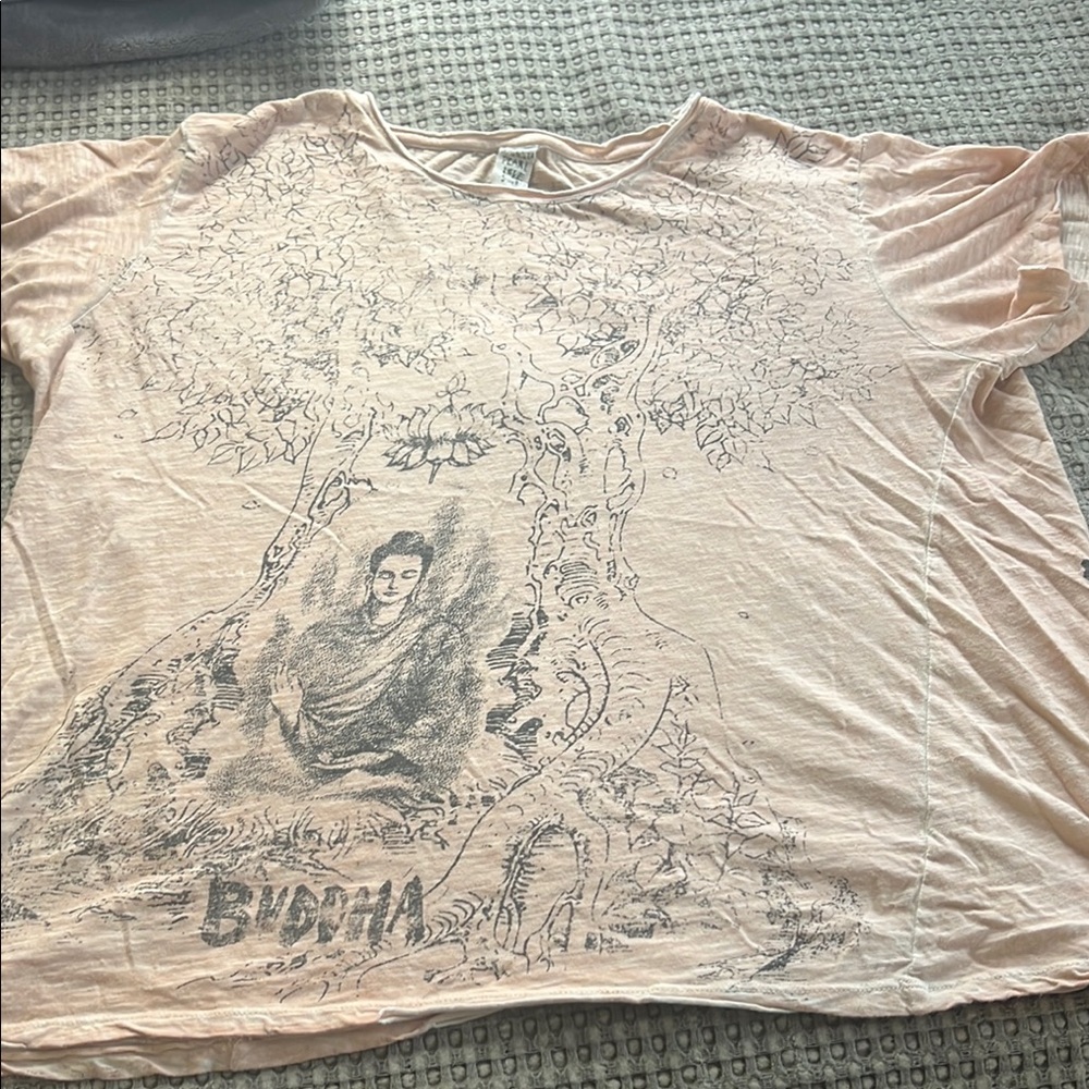 Graphic Buddha T-Shirt in Light Pink